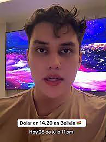 Хуан Карлос Виллафуэрте, молодой человек