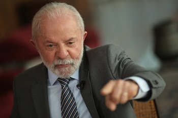 Болсонаро сталкивается с заговором