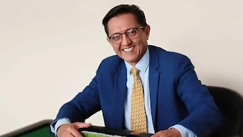 Павел Арачена был представлен как