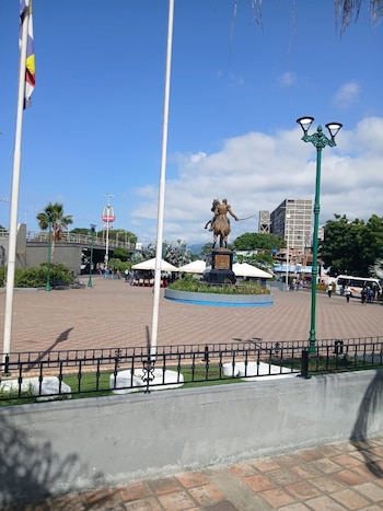 Удобная команда распространяла это изображение