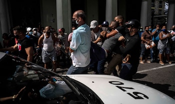 Полиция останавливается