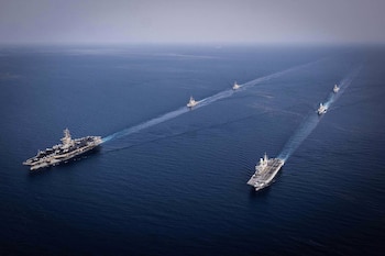 Американское военно -морское развертывание в