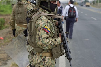 Фотография: члены