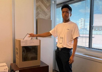 Первые изображения избирательного права