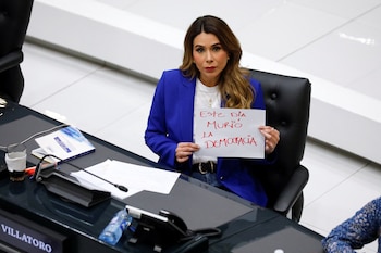 Заместитель Марсела Вильятороро (Арена)