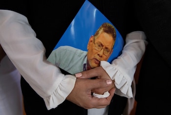 Хотя ушел на пенсию из политики,