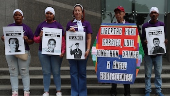 AME9650. Каракас (Венесуэла), 05/21/2025.- Родственники