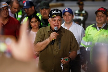 Если это выпущено, волосы объявлены