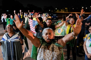 Джар Болсонаро последователей в