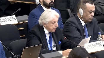 Аргентинский посол Карлос Марио