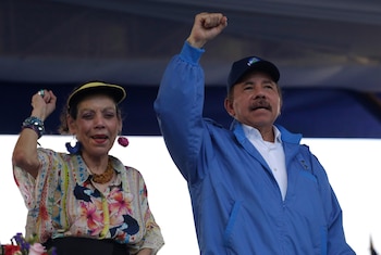 «Co -Chants» Росарио Мурильо и