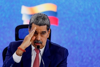 Николас Мадуро жестов во время