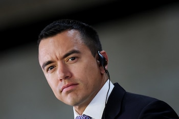 Решение Нобоа есть