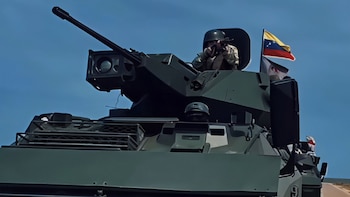 Бронированный автомобиль резервуара