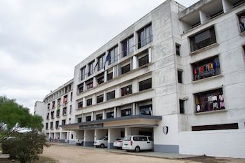 Женская тюрьма в