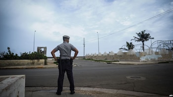 Кубинский полицейский в