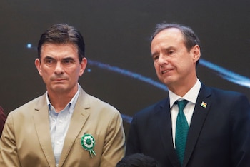 Родриго Пас со своим