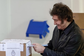 Президент Хавьер Милей добивается