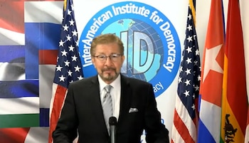 Карлос Санчес Берсайн, исполнительный директор