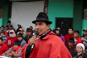 Леонидас Иза объединяет комиссию