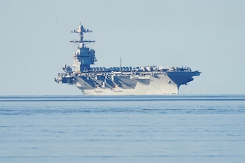 Американский авианосец USS Gerald