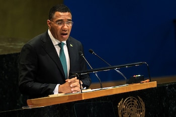 Премьер-министр Эндрю Холнесс