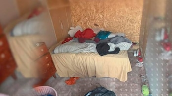 Дети смастерили кровать