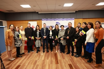 Встреча происходит в