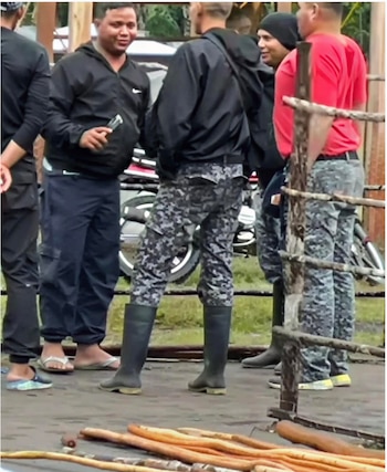 Должностные лица в сфере