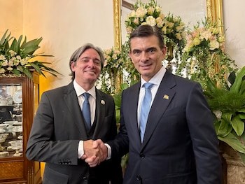 Кристиан Азинелли, корпоративный вице-президент