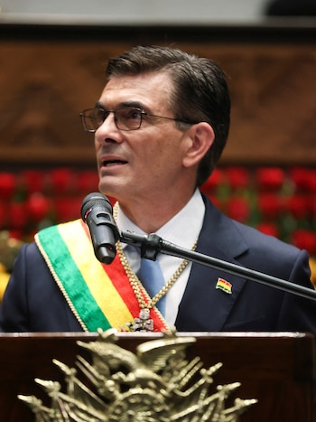 Родриго Пас призвал