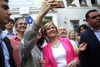 Маттей фотографирует