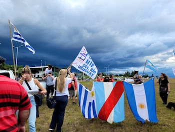 Протестующие в Колоне против