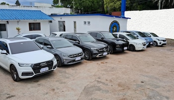 Полиция конфисковала несколько автомобилей