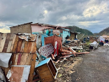 Дома, разрушенные после прохода