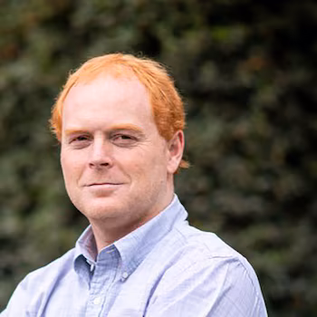 Сенатор Рохо Эдвардс (бывший