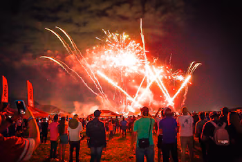 Фейерверк в