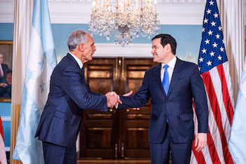 Приветствие Насри Асфуры