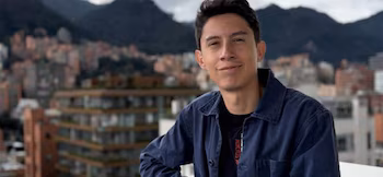 Журналист и профессор университета