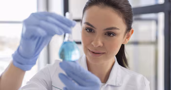 Женщины по-прежнему составляют меньшинство