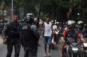 Власти расследуют, были ли китайские группировки