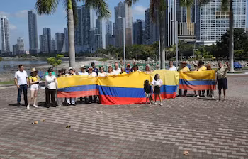 Колумбия оставалась