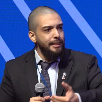 Рафаэль Мачадо, лидер