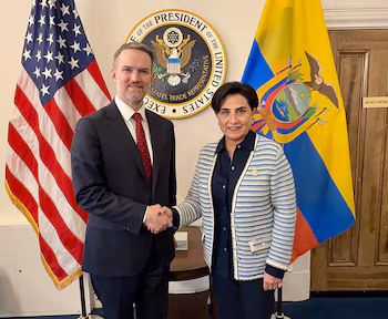 Министр иностранных дел Эквадора Габриэла Зоммерфельд