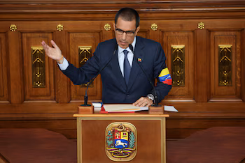 Депутат Хорхе Арреаса, который