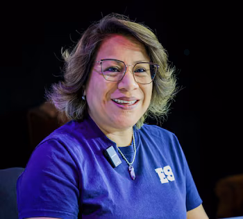 Алехандра Дуран, исполнительный директор