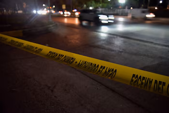 Архивное изображение района, оцепленного полицией после убийства в Гуаякиле, Эквадор. 17 января 2024 г. REUTERS/Висенте Гайбор дель Пино.