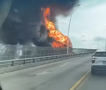 Компания Panama Oil Terminals сообщила, что инцидент произошел в ходе деятельности, осуществляемой внешним концессионером. Взято из Instagram (захват видео)