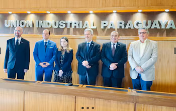 Парагвайские бизнесмены анализируют маршруты выхода через панамские порты. Взято из канцелярии