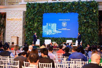 По словам генерального прокурора Родольфо Антонио Дельгадо, платформа будет способствовать всеобщему и безопасному доступу к правосудию, гуманизации процесса и гарантированию защиты персональных данных. (Фото любезно предоставлено Генеральной прокуратурой Республики Сальвадор)